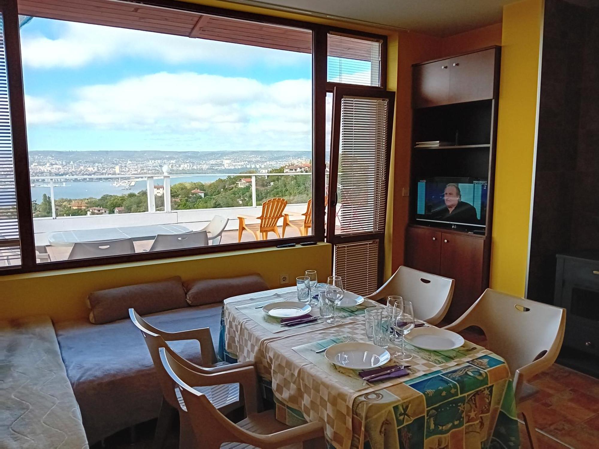 Apartament Zaliva ヴァルナ エクステリア 写真