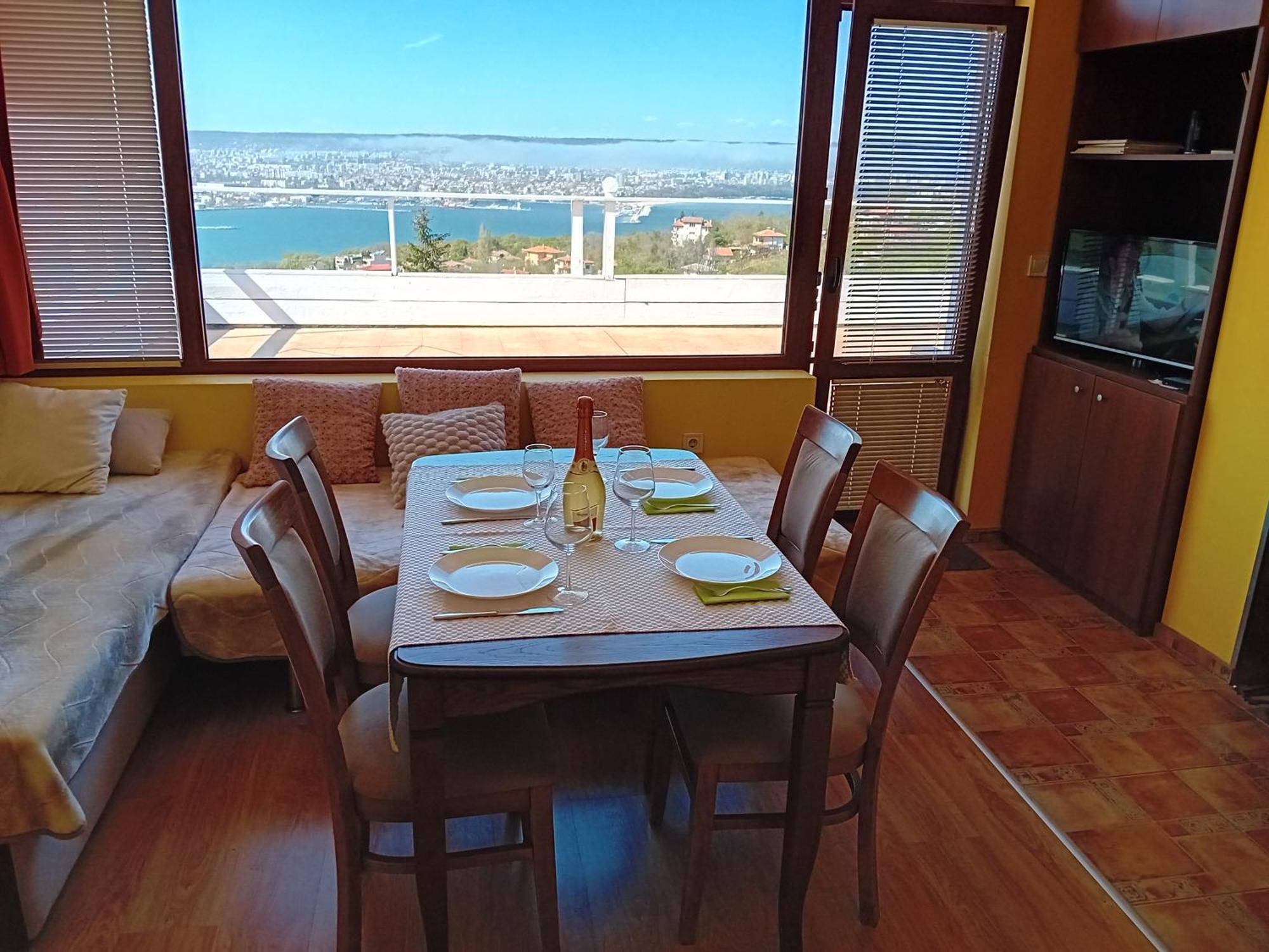Apartament Zaliva ヴァルナ エクステリア 写真